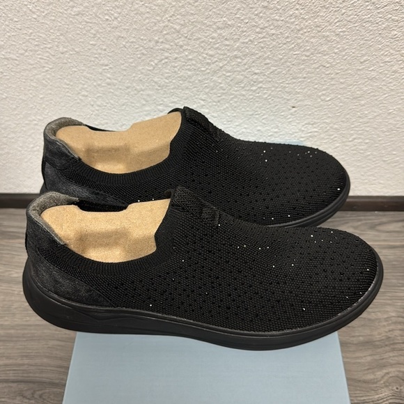 BZees Twilight Slip-On Sneakers - Picture 5 of 7